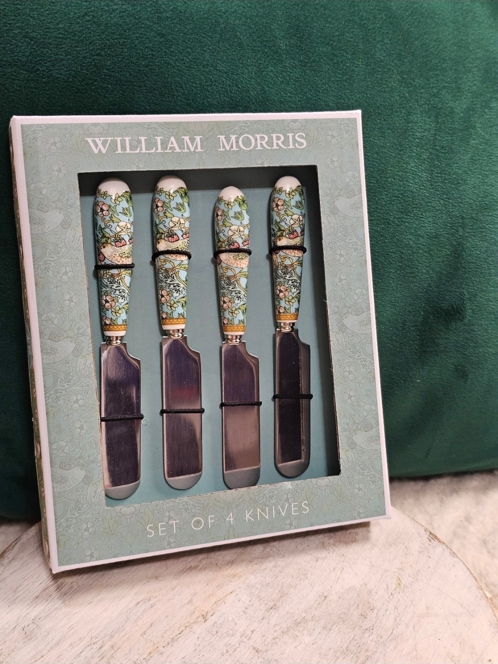William Morris Set Of Four Knives Cheese/Butter Spreader  Strawberry Thief viral